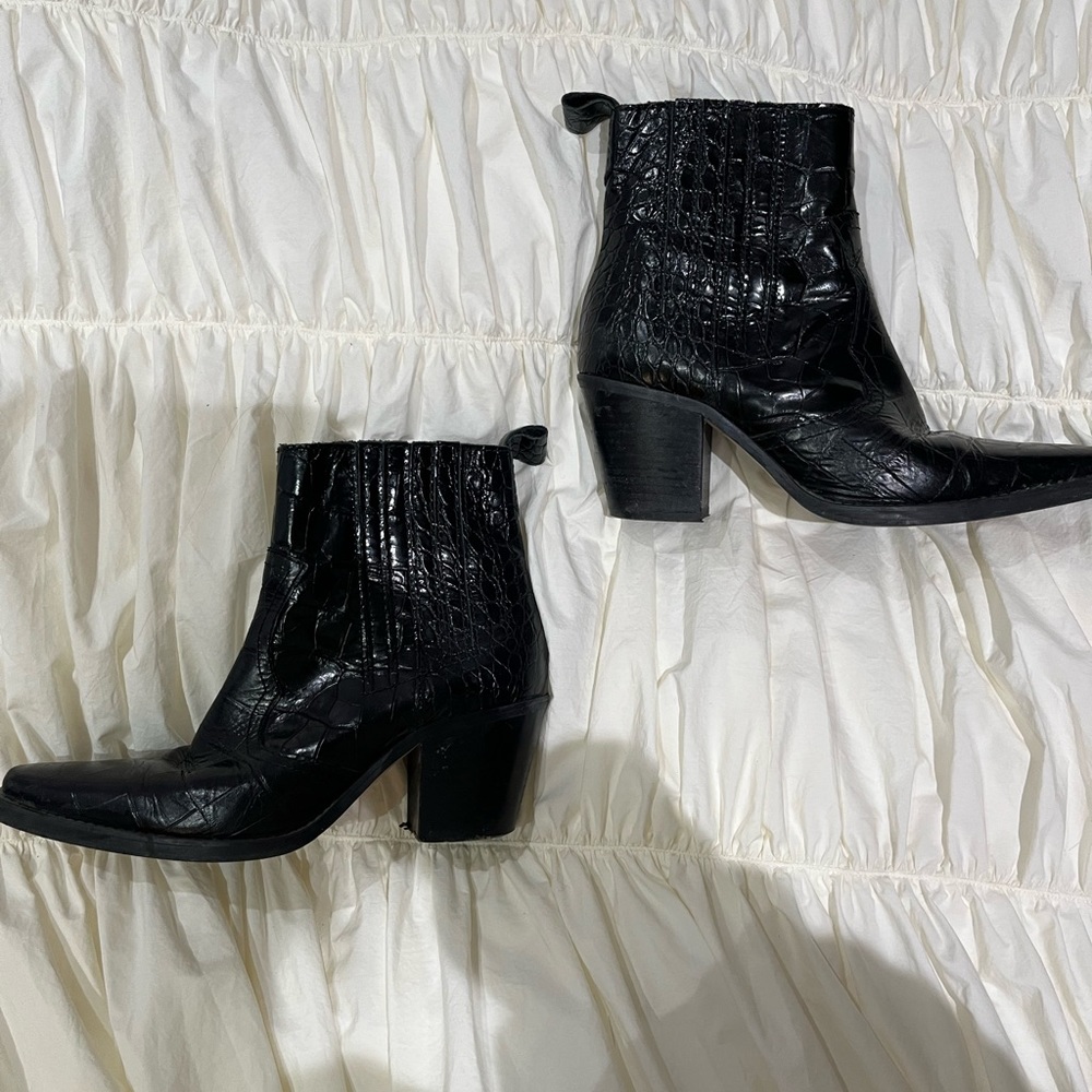Black, snakeskin, ankle Ganni booties